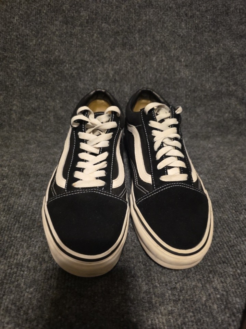 VANS Old Skool Black/White Low Top Lace-Up Men's Skate Sneaker Size 10 Men